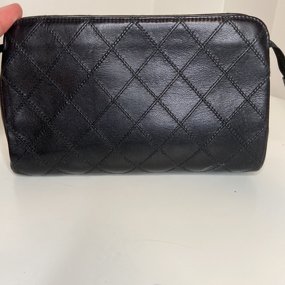 Chanel Cosmetic Case - Picture 4 of 13